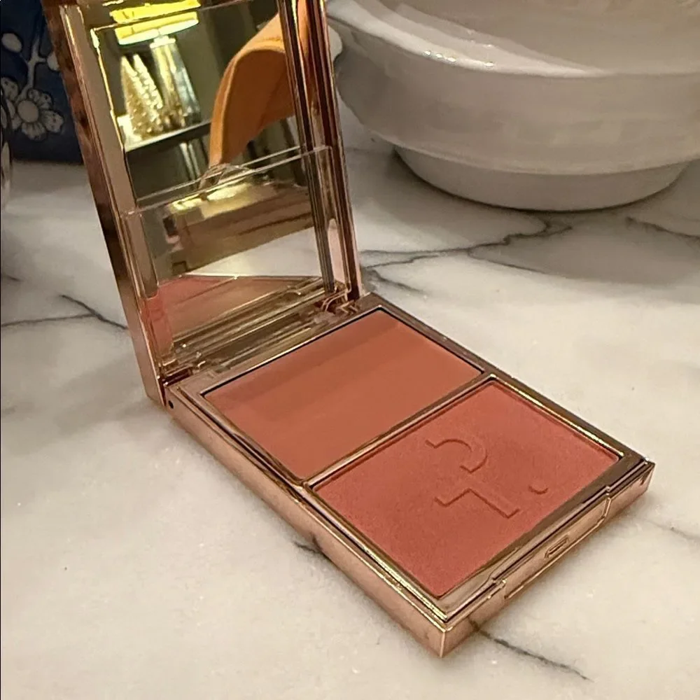 MAJOR HEADLINES DOUBLE-TAKE CRÈME & POWDER BLUSH DUO- she’s seductive